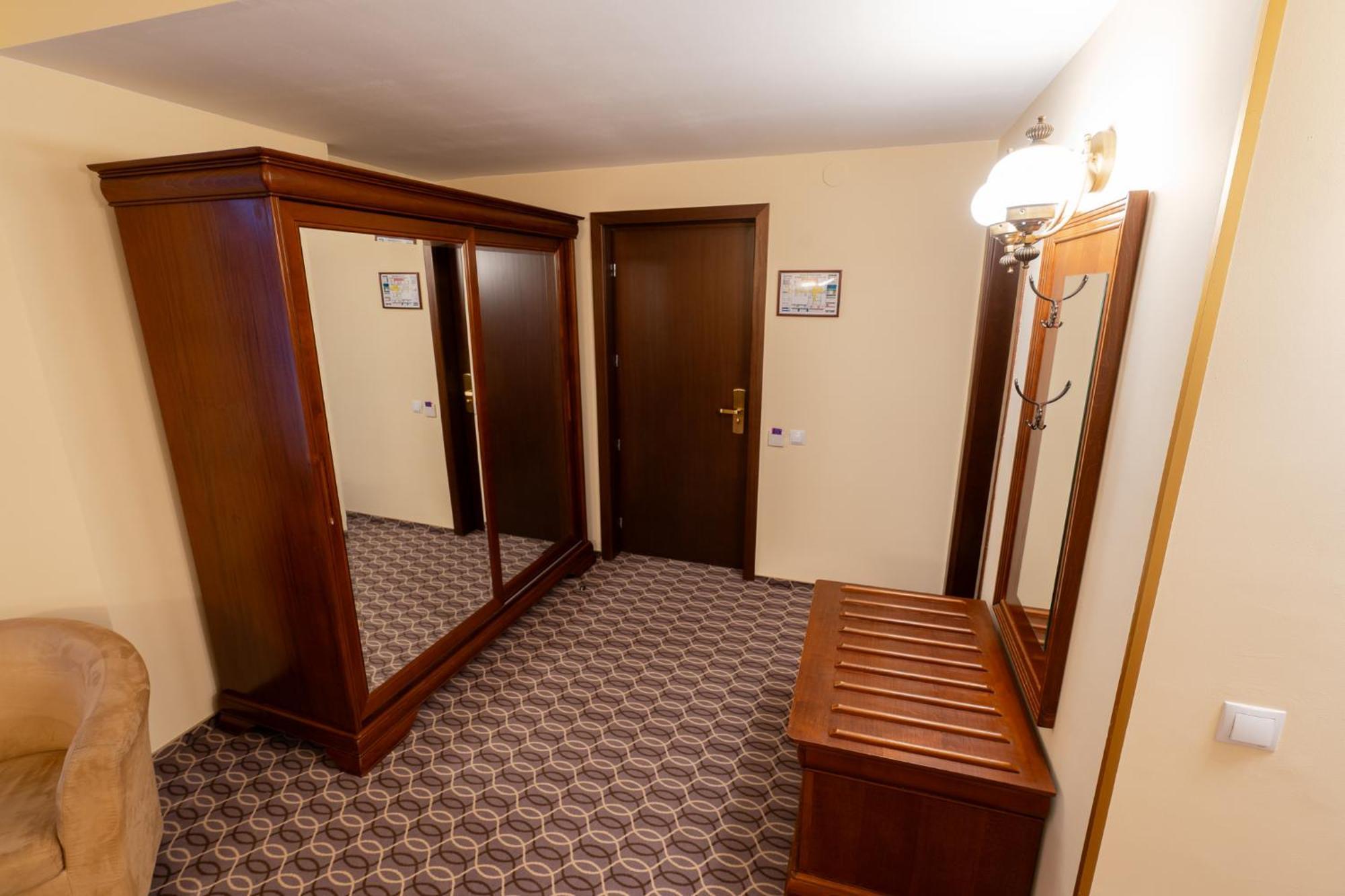 Dorna Hotel