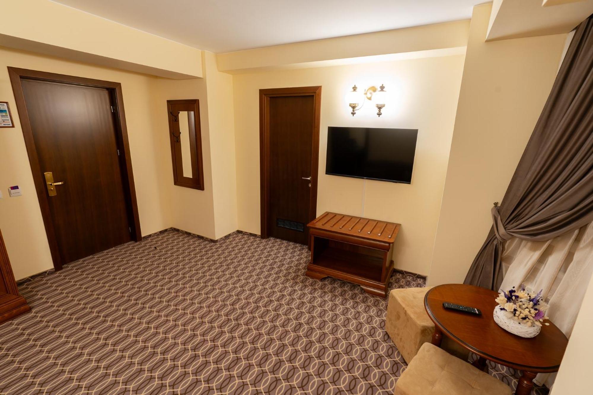 Dorna Hotel