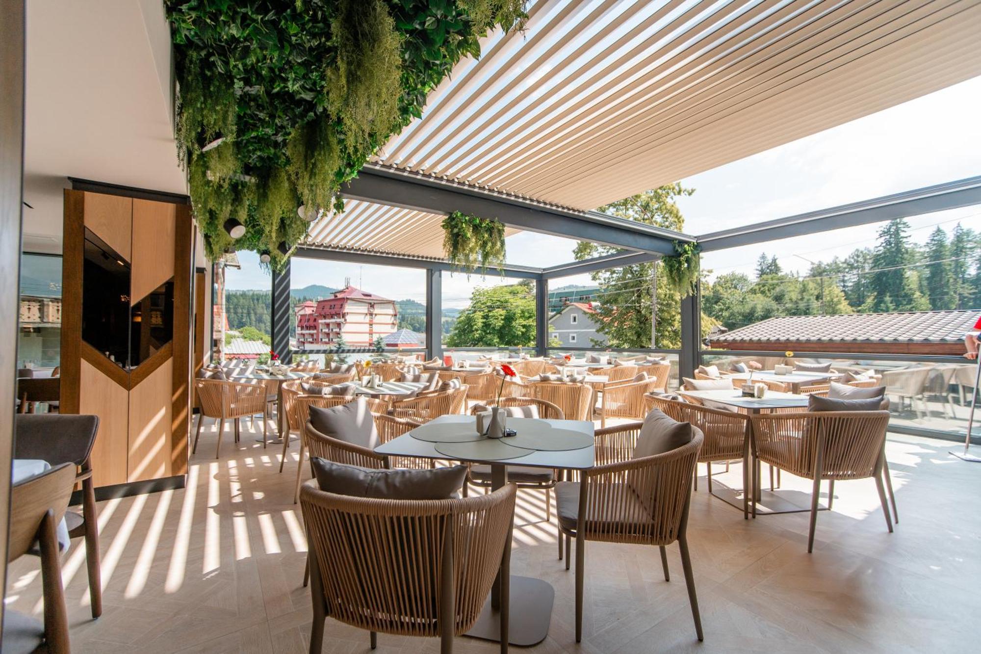 Dorna Hotel